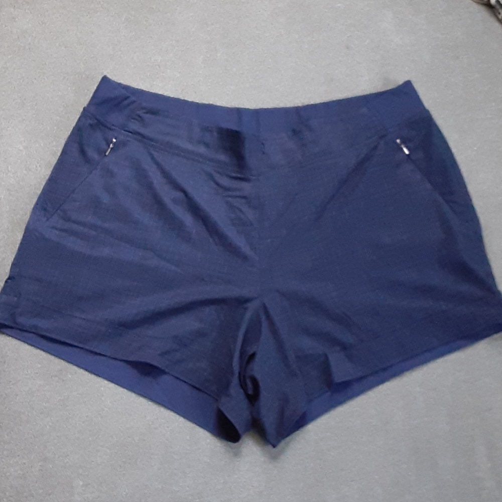 Super cute CALIA shorts